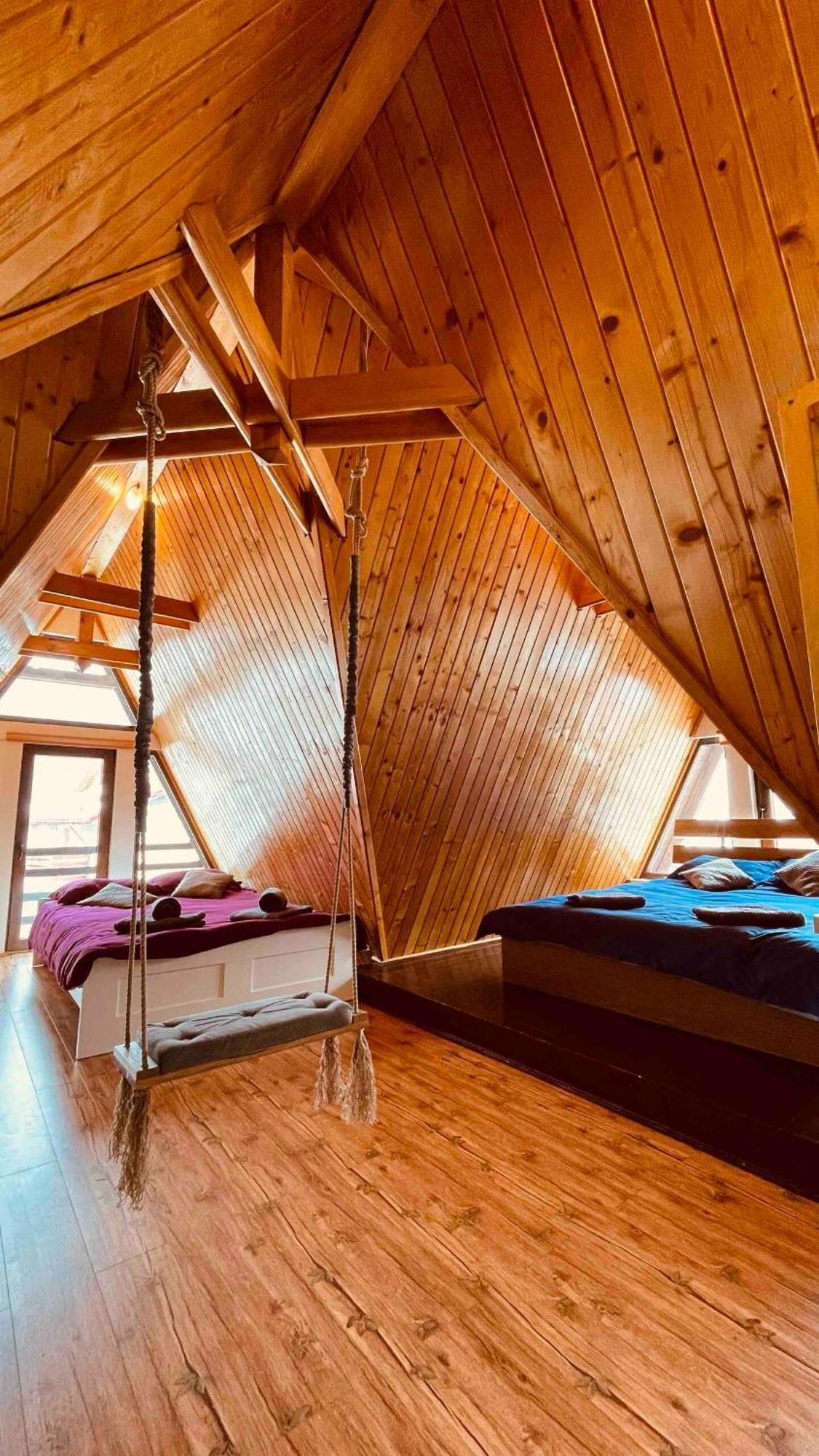 Vila Florilor Buşteni Exteriör bild