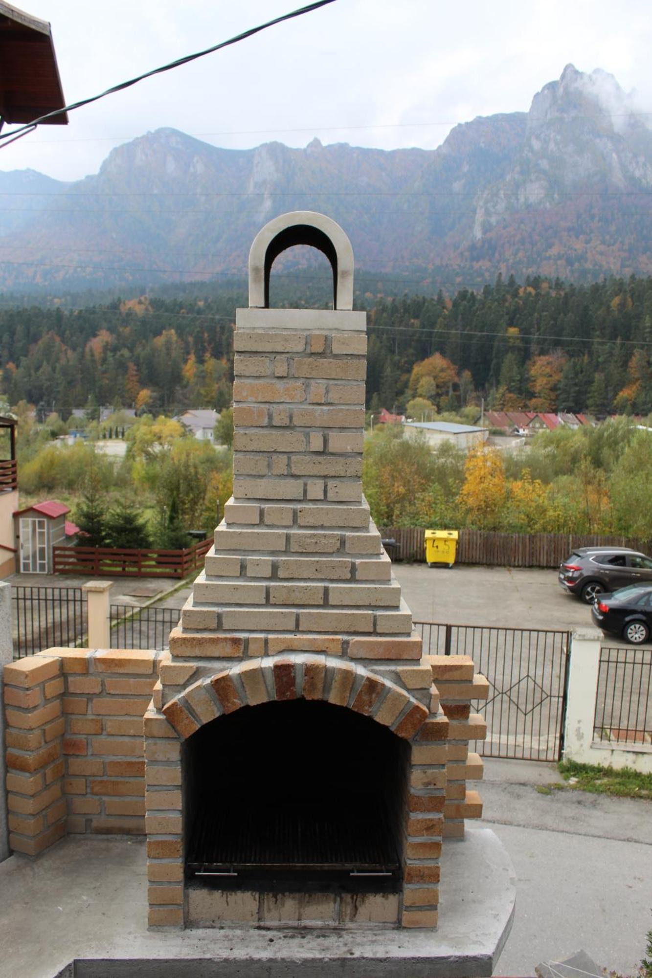 Vila Florilor Buşteni Exteriör bild