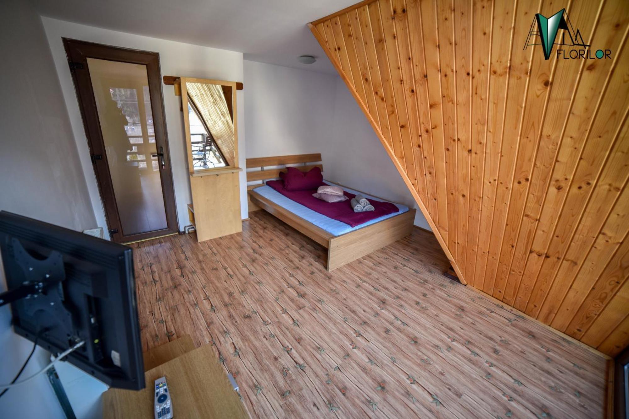 Vila Florilor Buşteni Exteriör bild